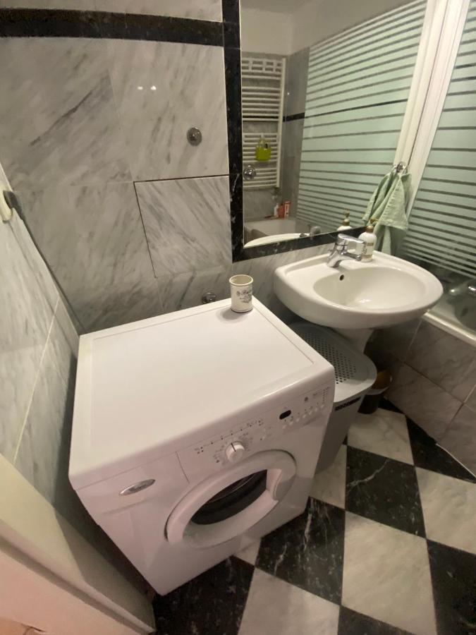 Fantastic Apartment In The City Center Praga Zewnętrze zdjęcie