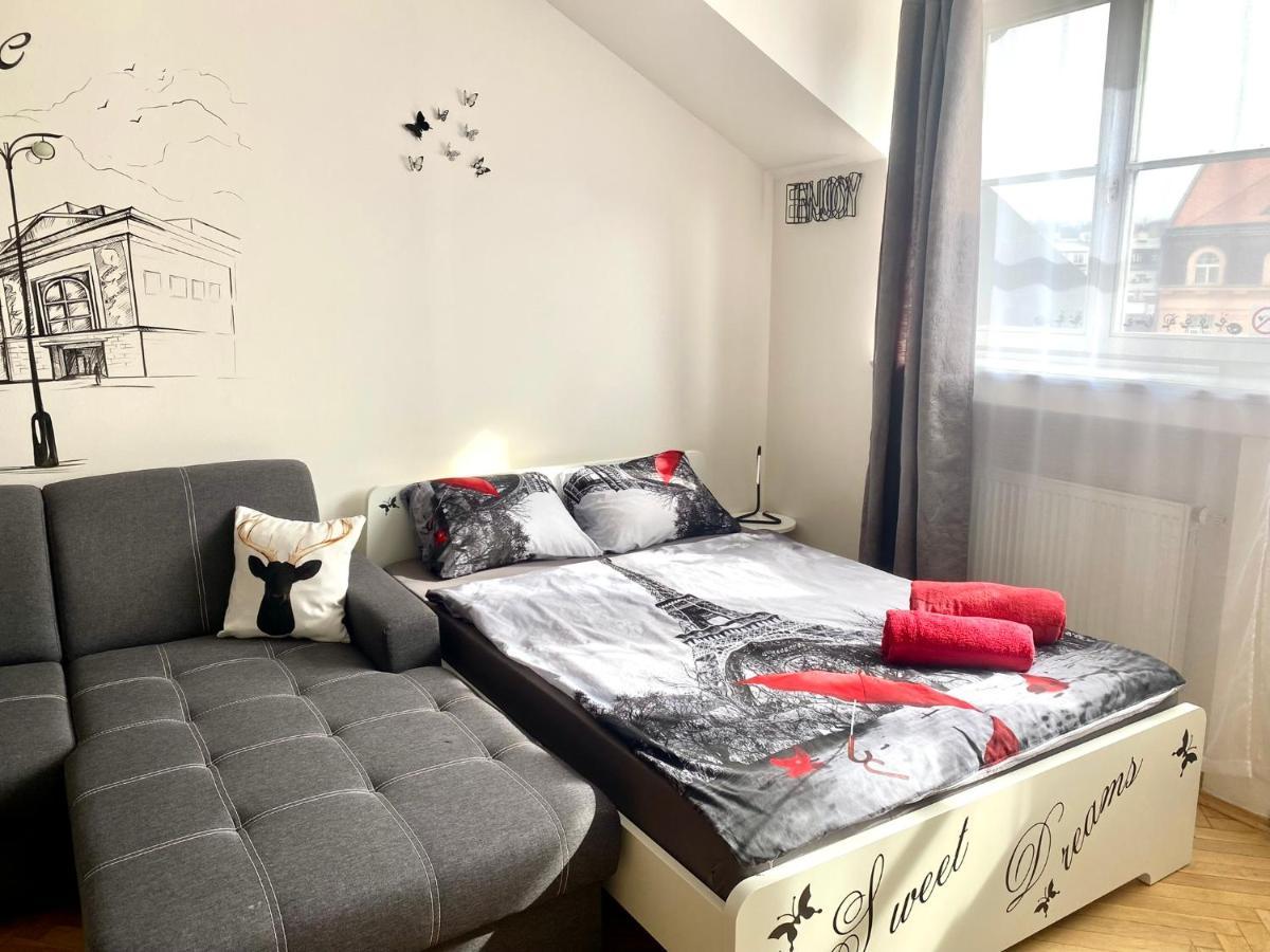 Fantastic Apartment In The City Center Praga Zewnętrze zdjęcie